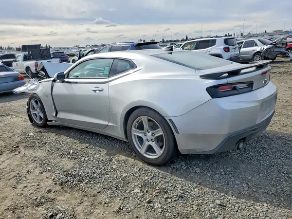 1G1FB1RX4J0187859 2018 CHEVROLET CAMARO - Image 2