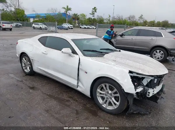 1G1FB1RX4M0142120 2021 CHEVROLET CAMARO - Image 1