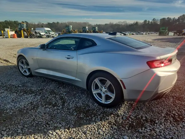 1G1FB1RX5H0130421 2017 CHEVROLET CAMARO - Image 2