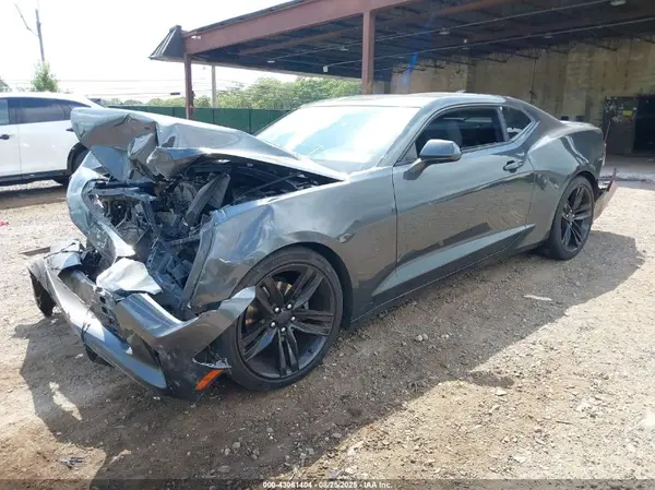 1G1FB1RX5J0102818 2018 CHEVROLET CAMARO - Image 2