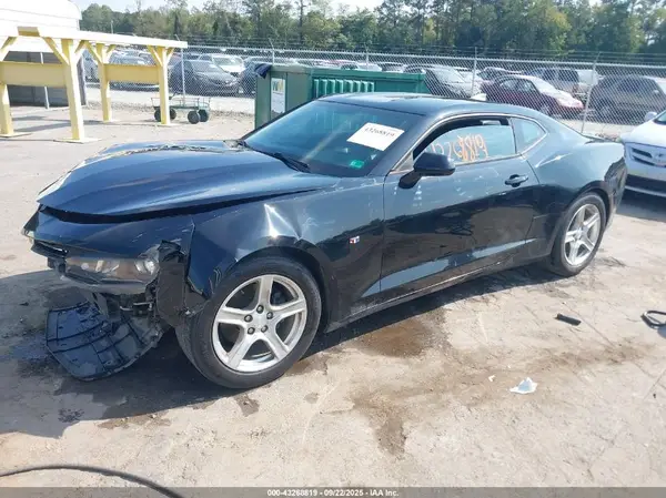 1G1FB1RX5J0108277 2018 CHEVROLET CAMARO - Image 2