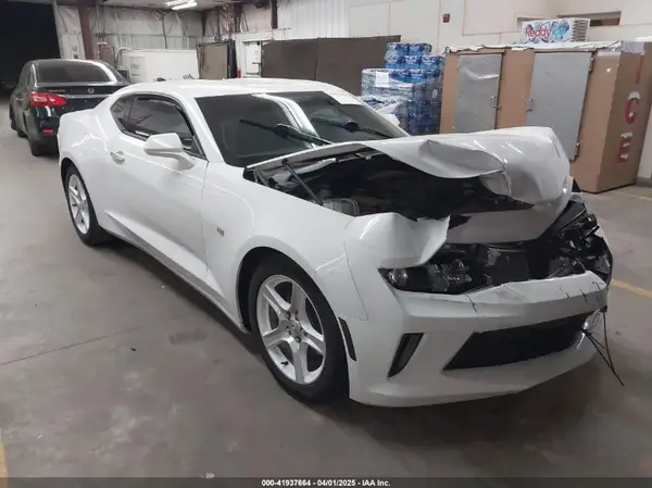 1G1FB1RX5J0117917 2018 CHEVROLET CAMARO - Image 1