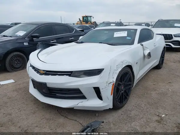1G1FB1RX5J0185022 2018 CHEVROLET CAMARO - Image 2