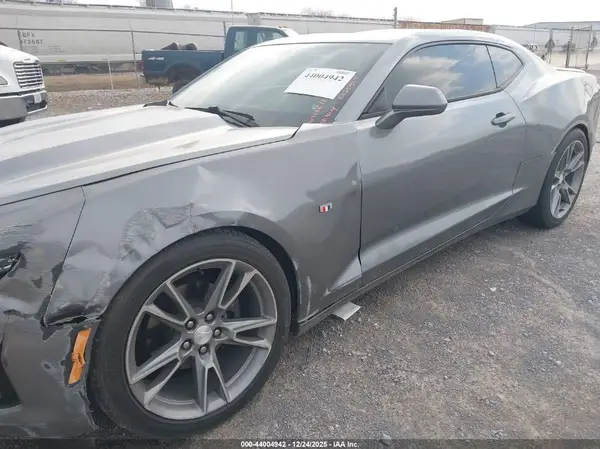 1G1FB1RX5K0125517 2019 CHEVROLET CAMARO - Image 2