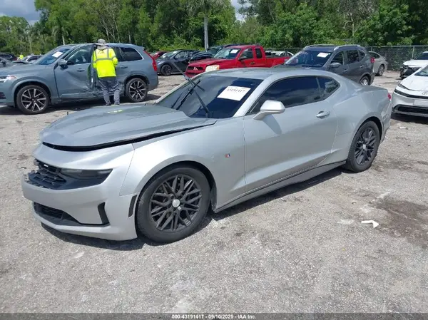 1G1FB1RX5K0128398 2019 CHEVROLET CAMARO - Image 2