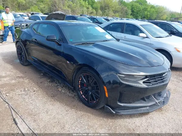 1G1FB1RX5K0133813 2019 CHEVROLET CAMARO - Image 1
