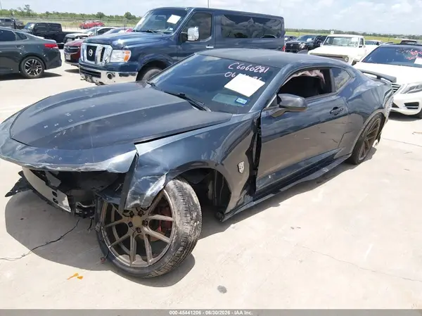 1G1FB1RX5K0156282 2019 CHEVROLET CAMARO - Image 2