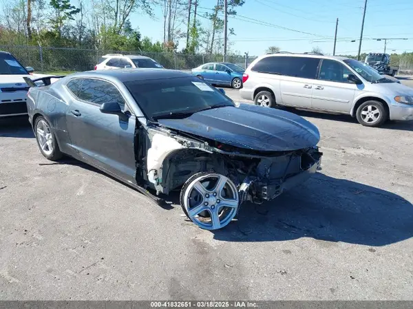 1G1FB1RX5N0117695 2022 CHEVROLET CAMARO - Image 1