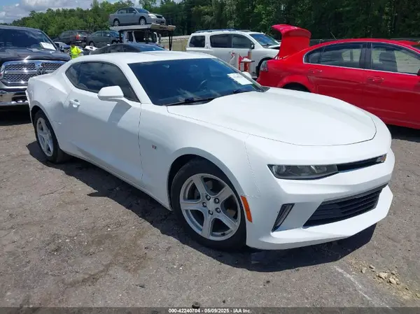 1G1FB1RX6H0101610 2017 CHEVROLET CAMARO - Image 1