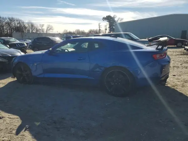 1G1FB1RX6H0137331 2017 CHEVROLET CAMARO - Image 2