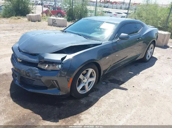 1G1FB1RX6H0141119 2017 CHEVROLET CAMARO - Image 2