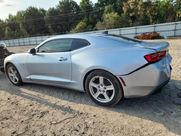 1G1FB1RX6H0154968 2017 CHEVROLET CAMARO - Image 2