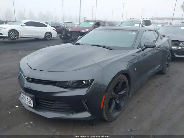 1G1FB1RX6J0105937 2018 CHEVROLET CAMARO - Image 2