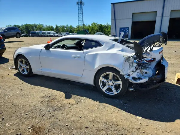 1G1FB1RX6J0130885 2018 CHEVROLET CAMARO - Image 2