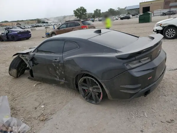 1G1FB1RX6J0133401 2018 CHEVROLET CAMARO - Image 2