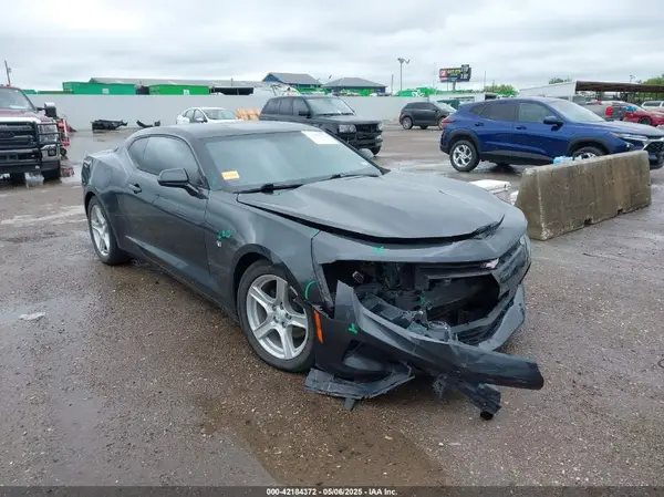1G1FB1RX6J0170559 2018 CHEVROLET CAMARO - Image 1