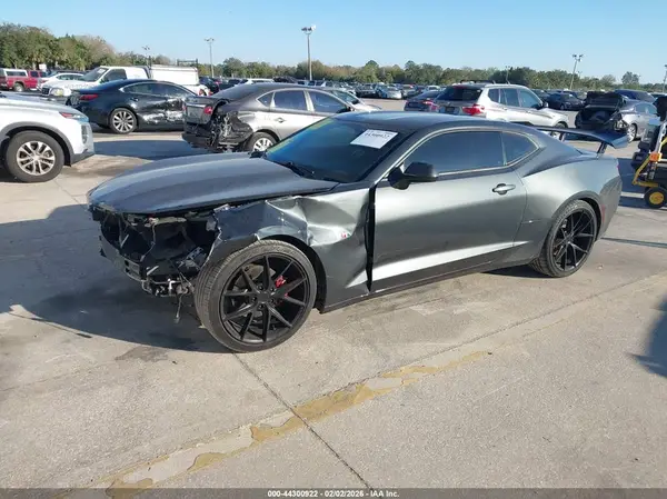 1G1FB1RX6J0184879 2018 CHEVROLET CAMARO - Image 2