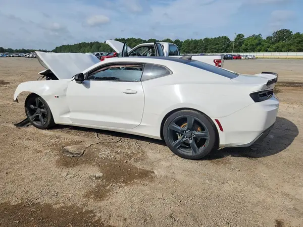 1G1FB1RX6J0190911 2018 CHEVROLET CAMARO - Image 2
