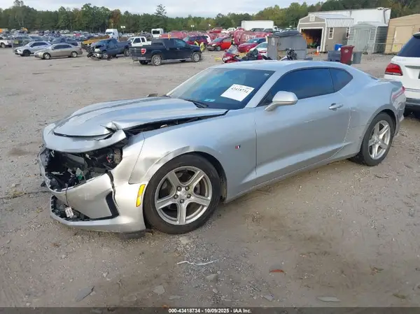1G1FB1RX6K0128412 2019 CHEVROLET CAMARO - Image 2