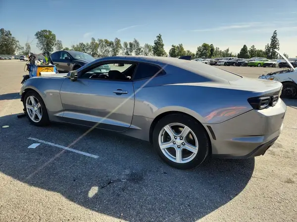 1G1FB1RX6K0151401 2019 CHEVROLET CAMARO - Image 2