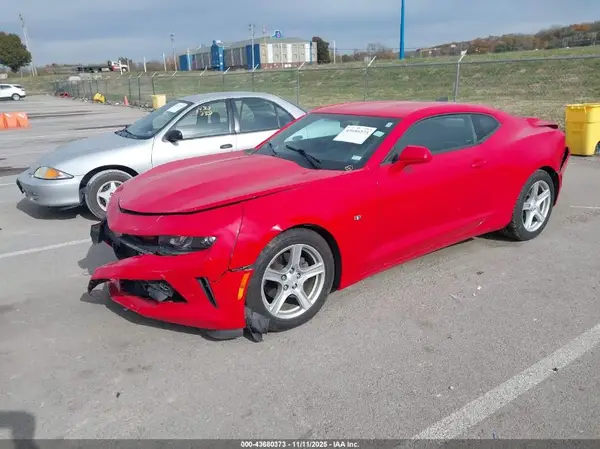 1G1FB1RX7H0118769 2017 CHEVROLET CAMARO - Image 2