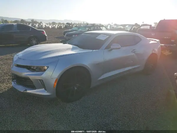 1G1FB1RX7H0183296 2017 CHEVROLET CAMARO - Image 2
