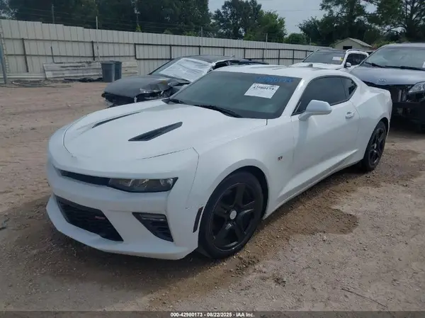 1G1FB1RX7J0123508 2018 CHEVROLET CAMARO - Image 2