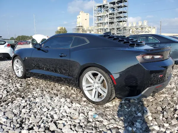 1G1FB1RX7J0137439 2018 CHEVROLET CAMARO - Image 2