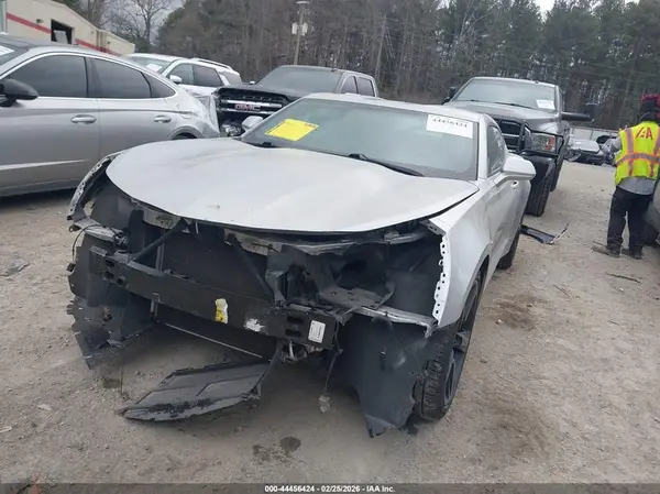 1G1FB1RX7J0144391 2018 CHEVROLET CAMARO - Image 2