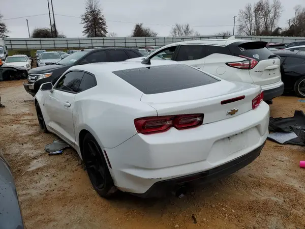 1G1FB1RX7K0137569 2019 CHEVROLET CAMARO - Image 2