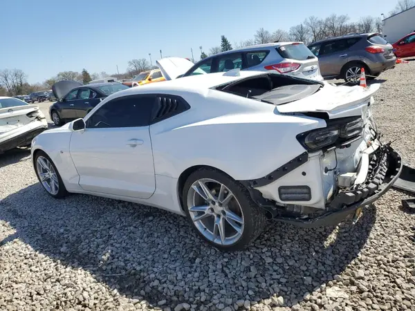 1G1FB1RX7M0106843 2021 CHEVROLET CAMARO - Image 2
