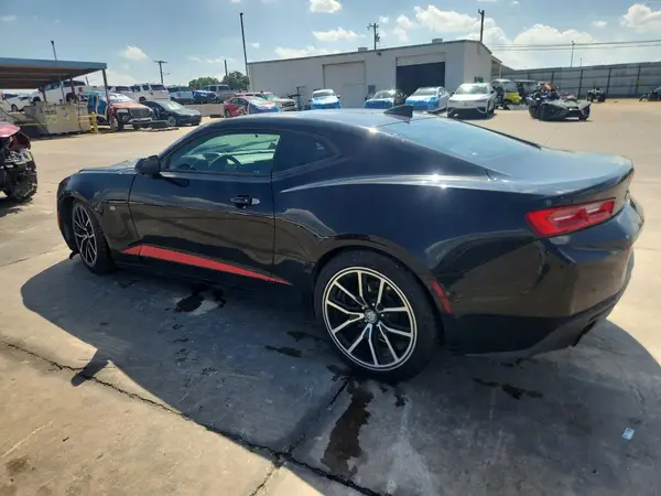 1G1FB1RX8H0195361 2017 CHEVROLET CAMARO - Image 2