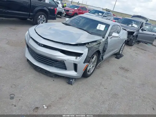 1G1FB1RX8J0103039 2018 CHEVROLET CAMARO - Image 2