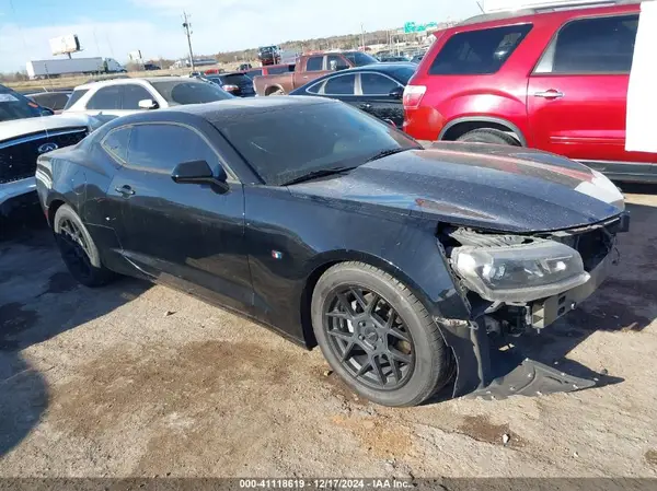 1G1FB1RX8J0104501 2018 CHEVROLET CAMARO - Image 1