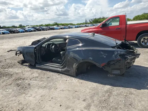 1G1FB1RX8J0118821 2018 CHEVROLET CAMARO - Image 2
