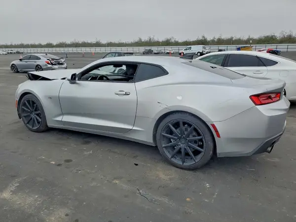 1G1FB1RX8J0124554 2018 CHEVROLET CAMARO - Image 2