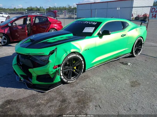 1G1FB1RX8J0128328 2018 CHEVROLET CAMARO - Image 2