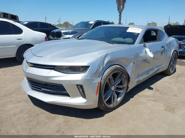 1G1FB1RX8J0128457 2018 CHEVROLET CAMARO - Image 2