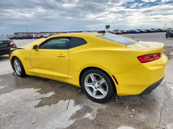 1G1FB1RX8J0163466 2018 CHEVROLET CAMARO - Image 2