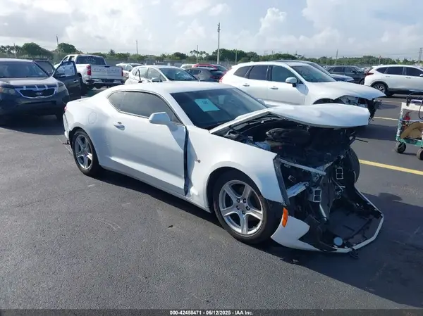 1G1FB1RX8K0112793 2019 CHEVROLET CAMARO - Image 1