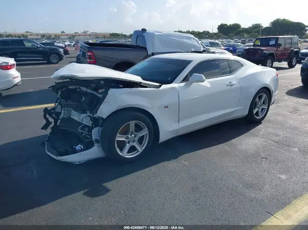 1G1FB1RX8K0112793 2019 CHEVROLET CAMARO - Image 2
