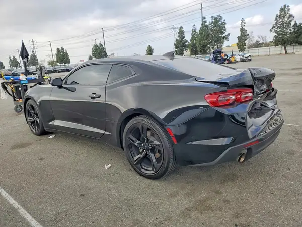 1G1FB1RX8M0105703 2021 CHEVROLET CAMARO - Image 2