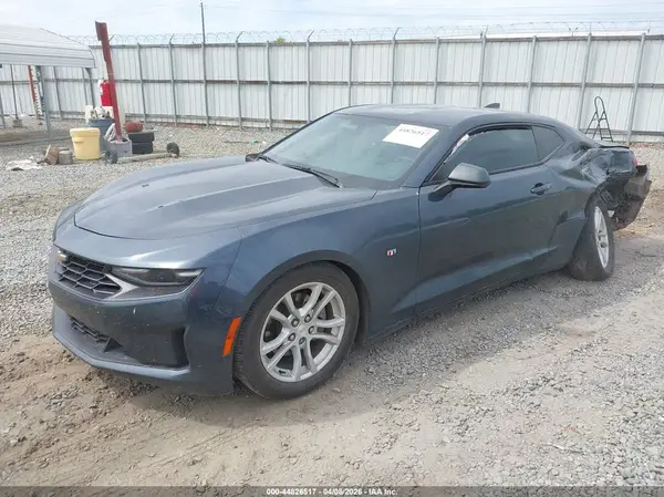 1G1FB1RX8M0142055 2021 CHEVROLET CAMARO - Image 2