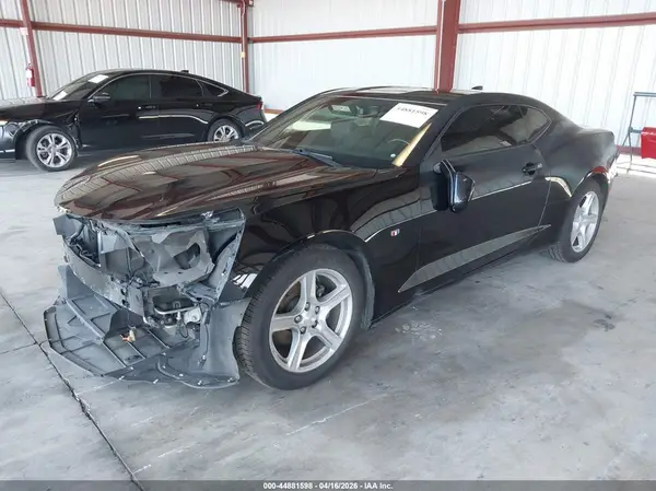 1G1FB1RX9H0123553 2017 CHEVROLET CAMARO - Image 2