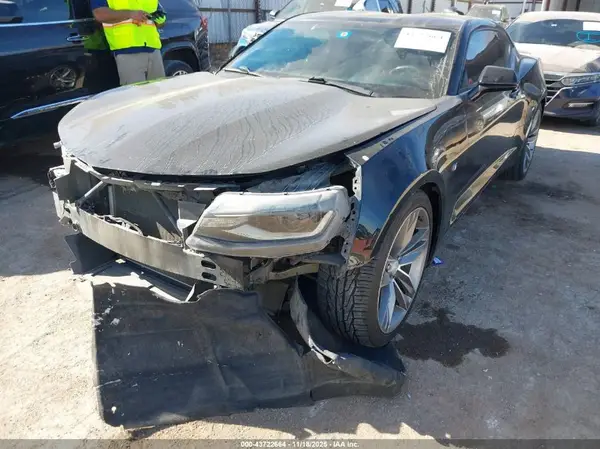 1G1FB1RX9H0138229 2017 CHEVROLET CAMARO - Image 2