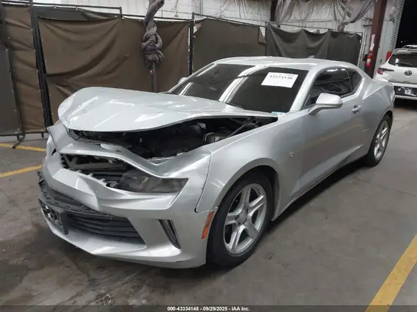 1G1FB1RX9J0126135 2018 CHEVROLET CAMARO - Image 2