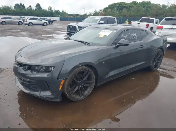 1G1FB1RX9J0131075 2018 CHEVROLET CAMARO - Image 2