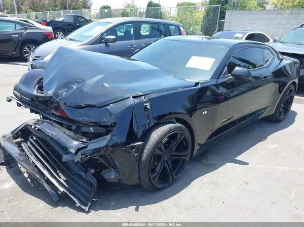 1G1FB1RX9J0155764 2018 CHEVROLET CAMARO - Image 2
