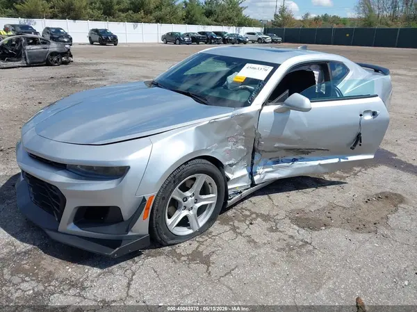 1G1FB1RXXJ0111935 2018 CHEVROLET CAMARO - Image 2