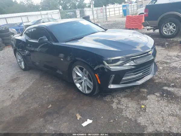 1G1FB1RXXJ0142215 2018 CHEVROLET CAMARO - Image 1